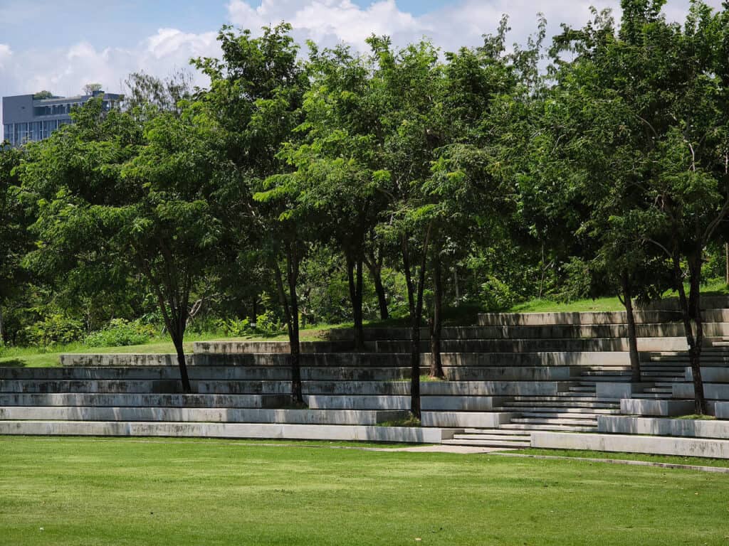 Амфитеатр в парке Бенчакити