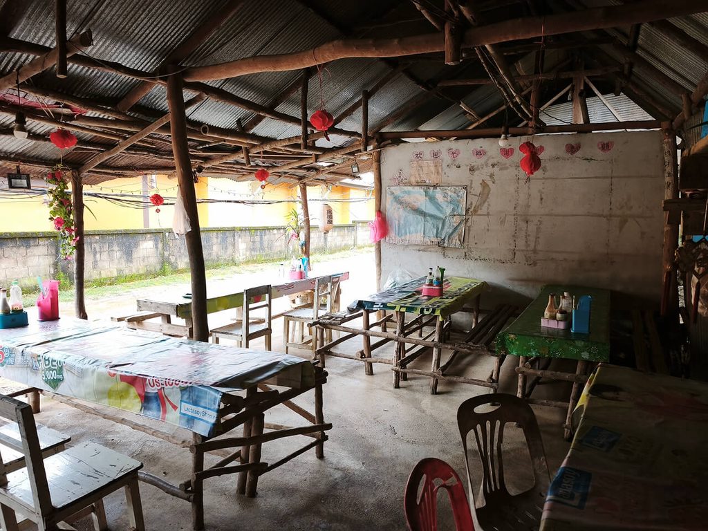 Едальня Snack bar Lixian в Бан Рак Тай